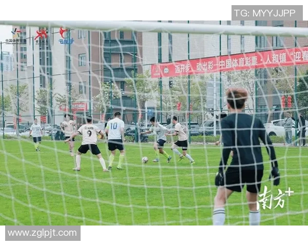 绿茵激情燃动世界足球盛宴见证球场荣耀与传奇时刻